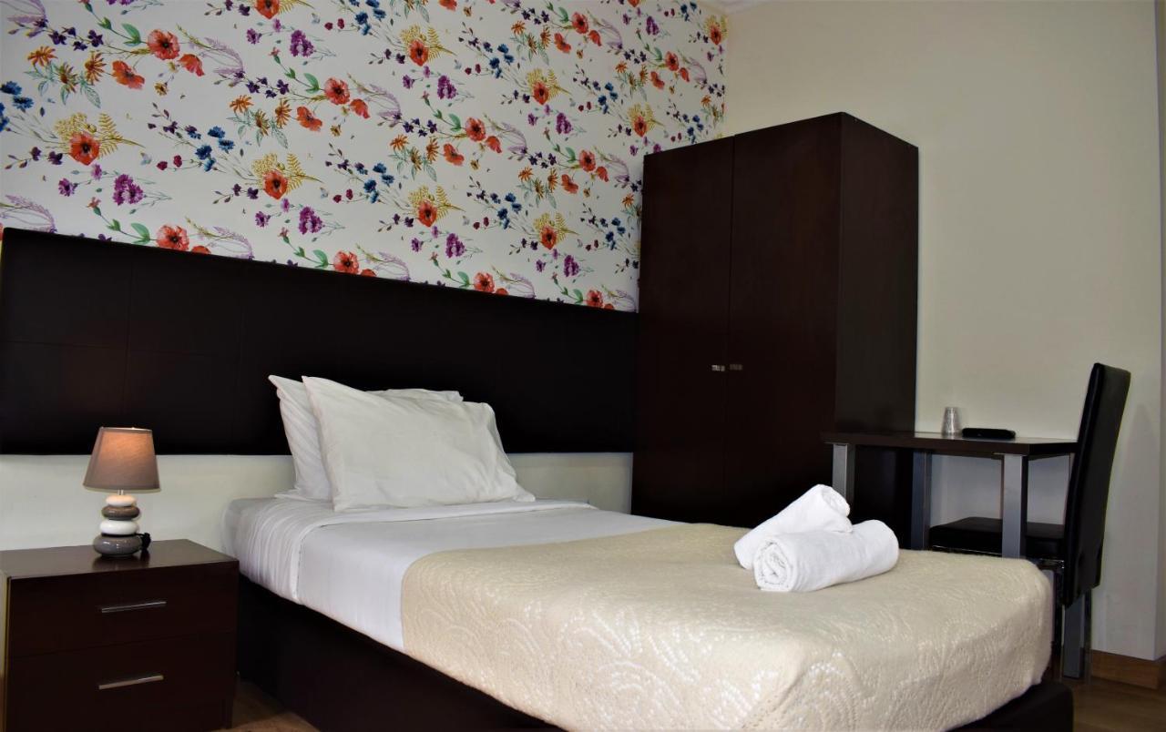 Standard Single Room with Shared Bathroom